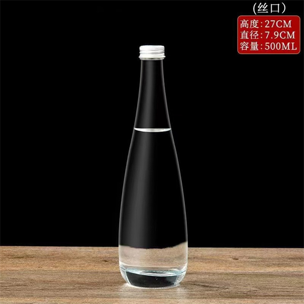 礦泉水玻璃瓶
